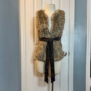 Forever 21 Leopard Print Faux Fur Vest with Brown Belt